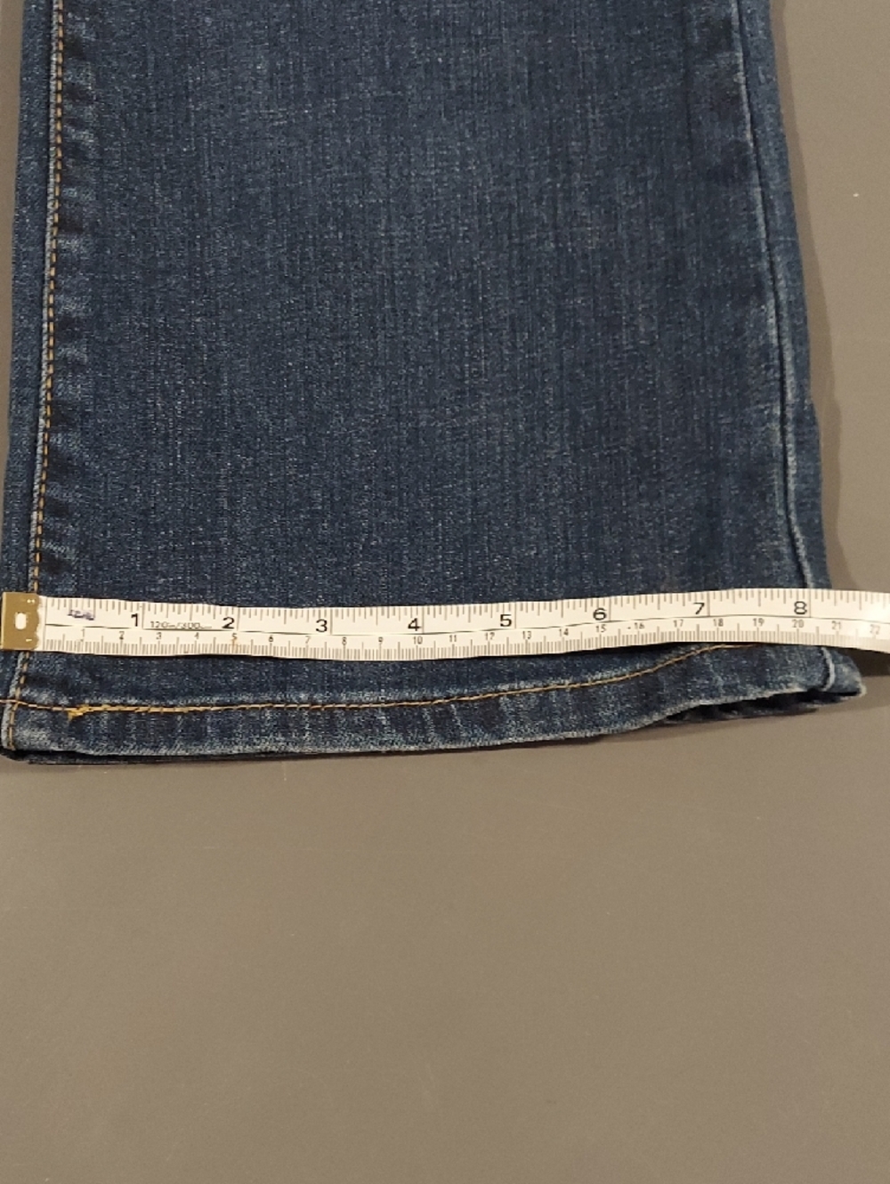Levi 515 Boot Cut - Picture 8 of 14